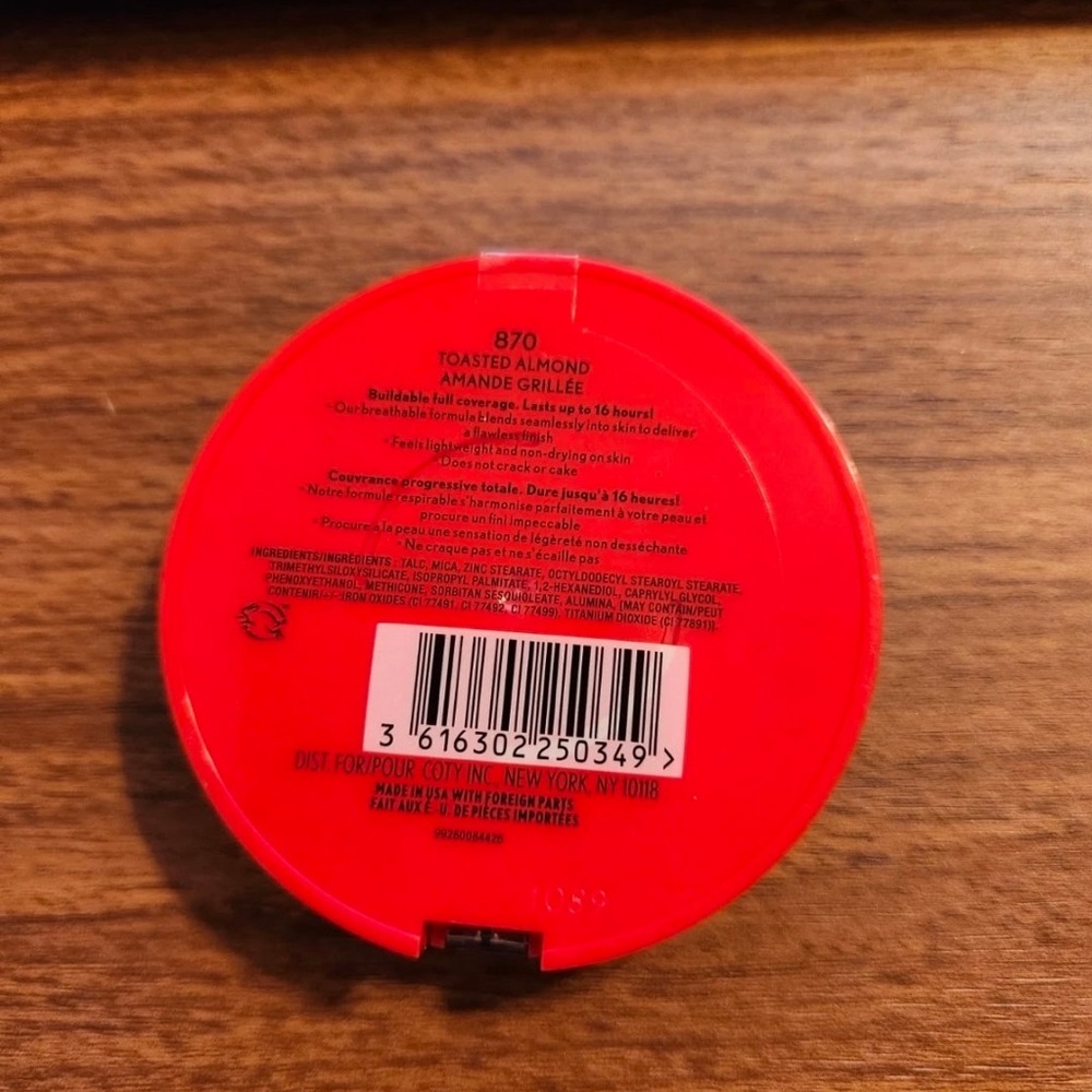 COVERGIRL Outlast Extreme Wear Pressed Powder 870 Toasted Almond 0.39 oz NEW - Picture 2 of 3